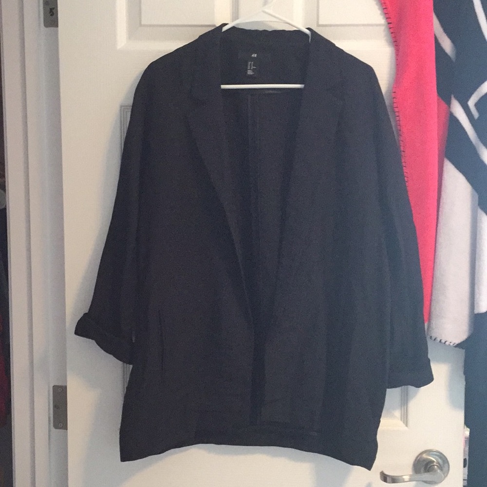 H&M cuff up sleeve blazer
